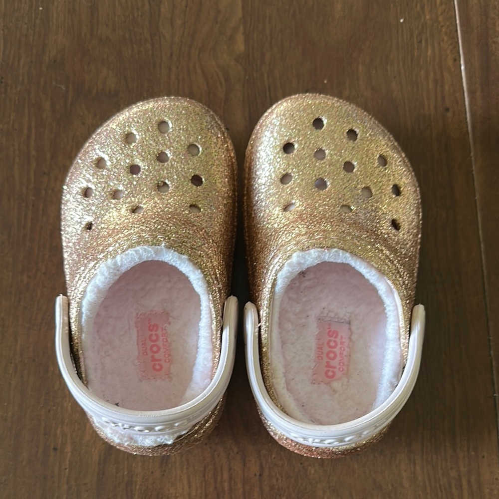 Crocs Kids Gold Glitter Clogs